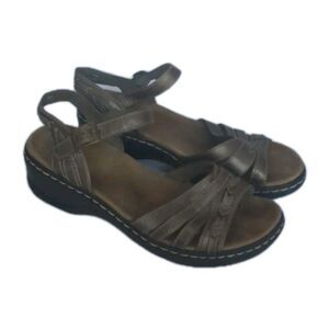 Clarks Bendables Sandals 8W Bronze Leather Open Toe Ankle Strap Shoe 65129